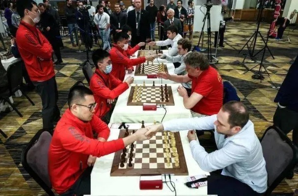 2016国际象棋巅峰对决，谁将夺得胜利？-第2张图片-www.211178.com_果博福布斯